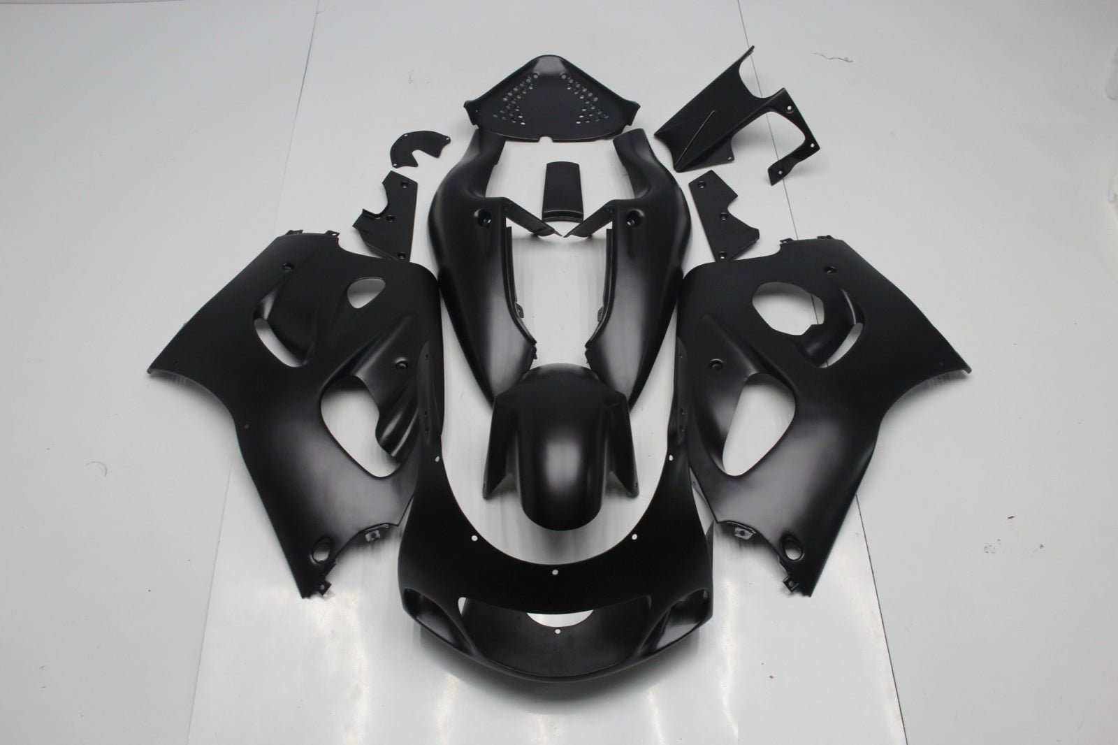 Matte Black fairing kit for Suzuki GSX-R600 1996, 1997, 1998 and 1999 motorcycles.