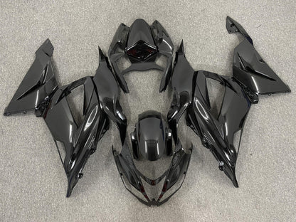 Fairing kit for a Kawasaki ZX6R 636 (2013-2018) Black