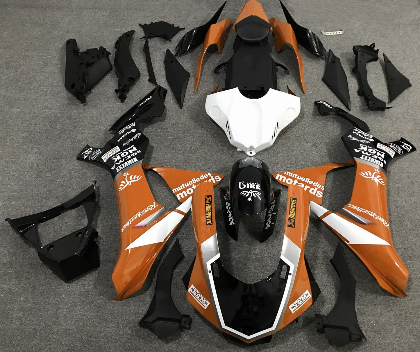 Yamaha YZF-R1 (2015-2019) Orange, White, Black & Silver Fairings