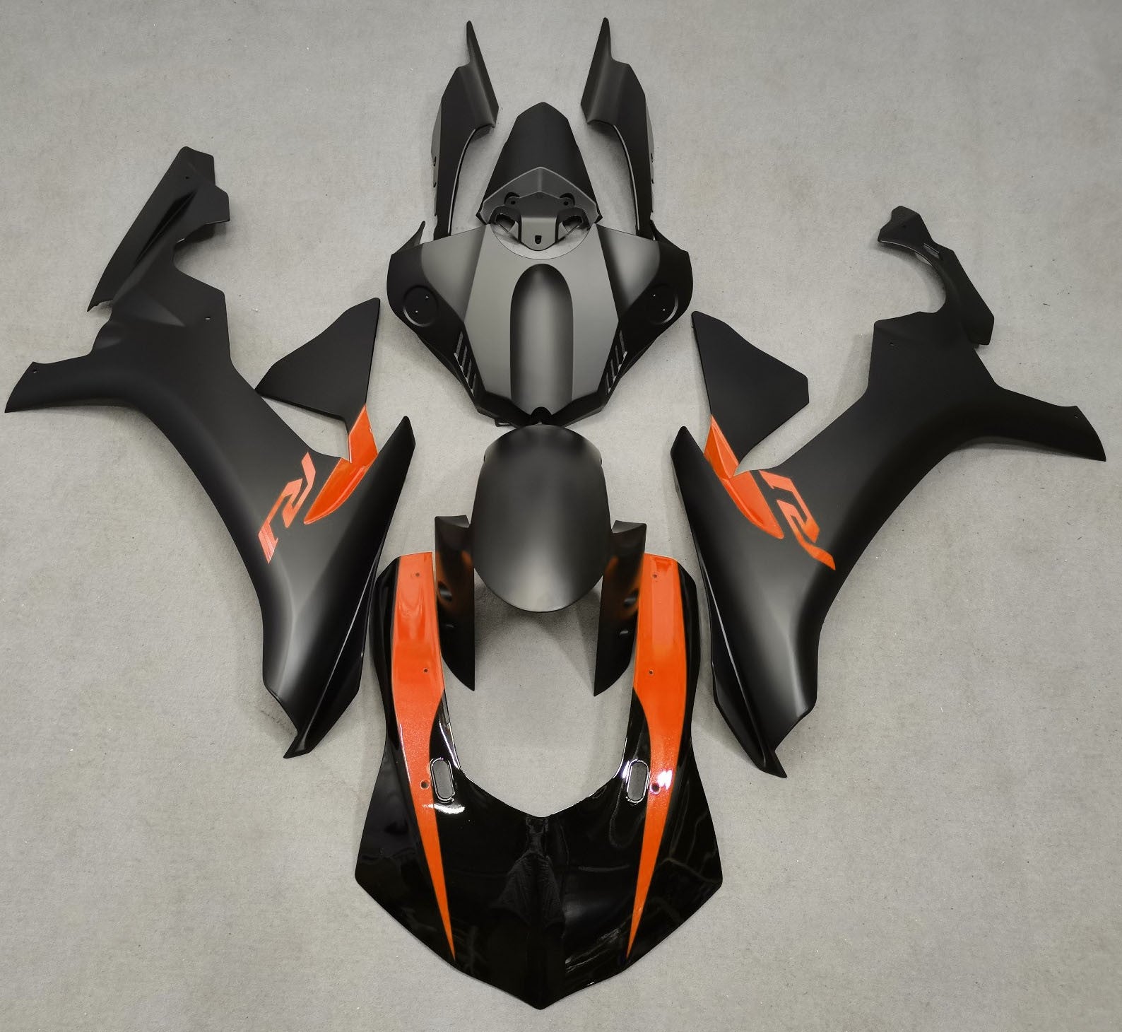 Yamaha YZF-R1 (2015-2019) Matte Black, Gloss Black & Orange Fairings