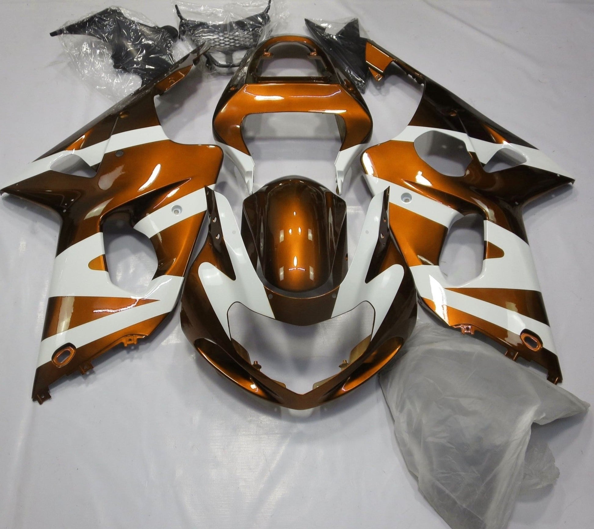 Orange and White Fairing Kit for a 2000, 2001 & 2002 Suzuki GSX-R1000 motorcycle