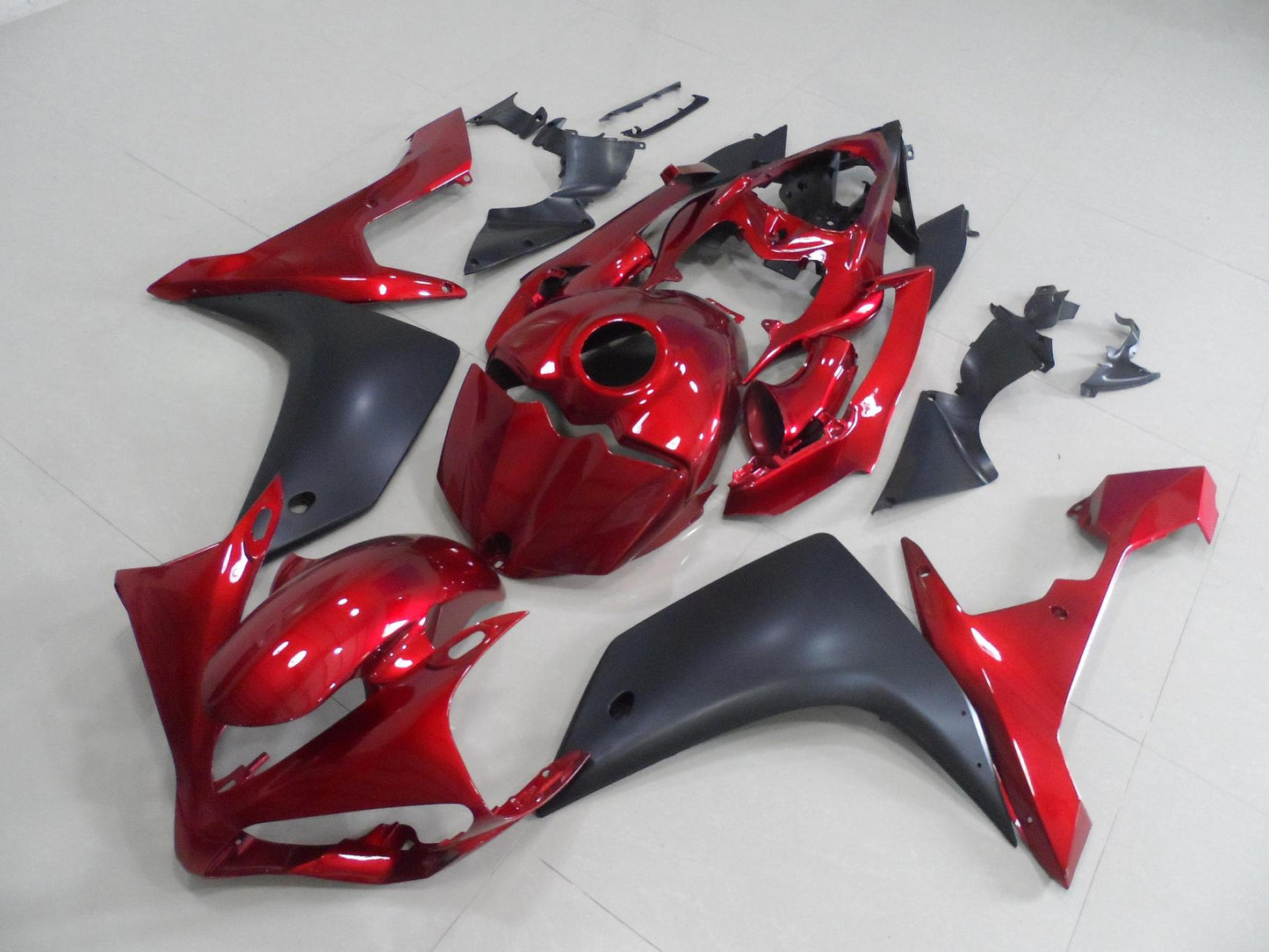 Yamaha YZF-R1 (2007-2008) Candy Red & Matte Black Fairings