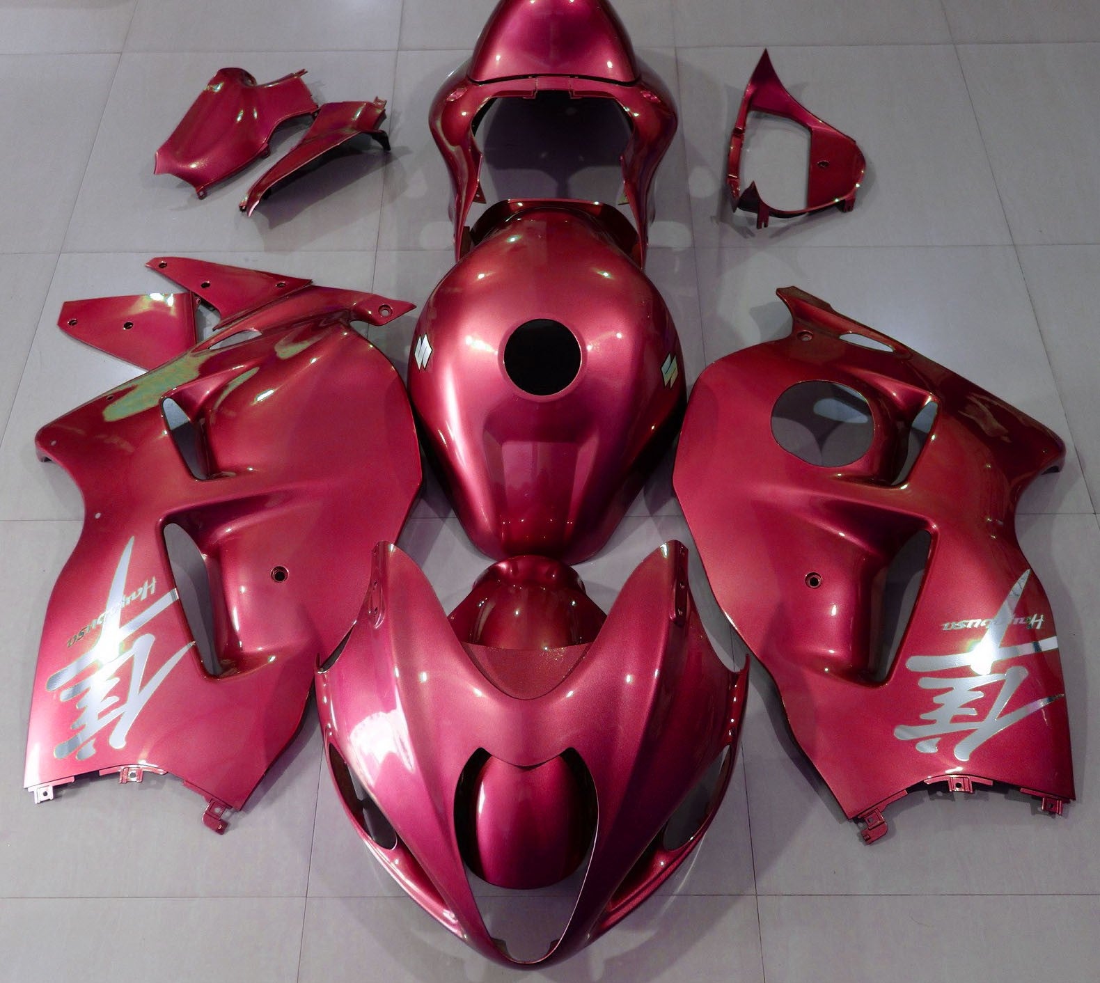 Suzuki GSXR1300 Hayabusa (1999-2007) Red & Chrome Fairings