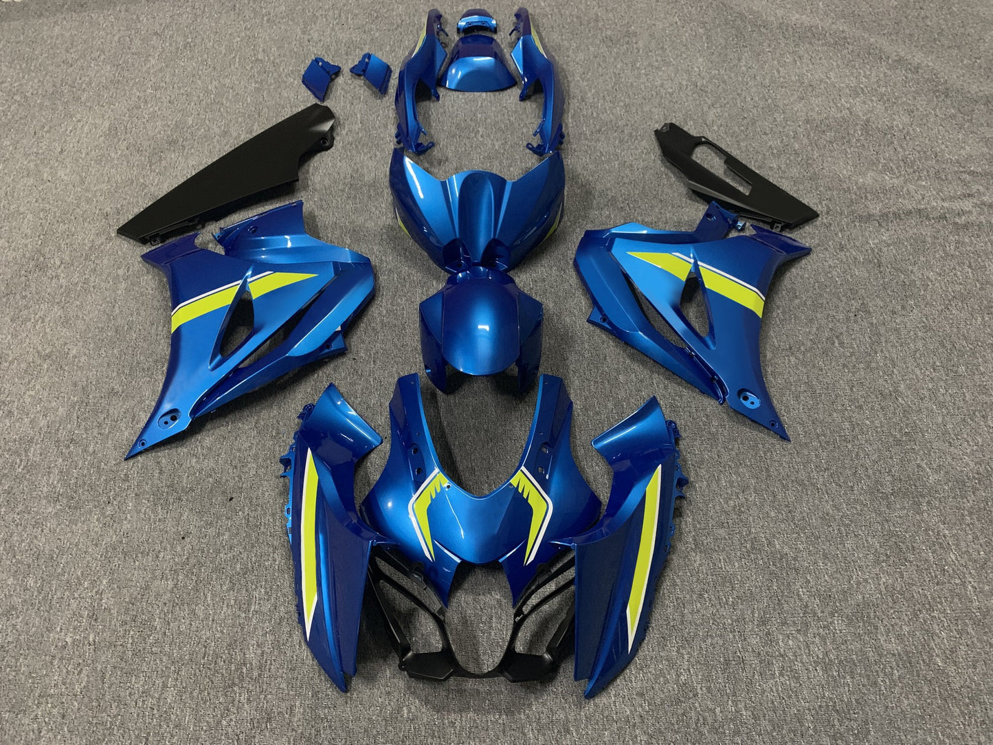 Suzuki GSXR 1000 Fairings (2017-2025) Blue, Yellow, White at KingsMotorcycleFairings.com
