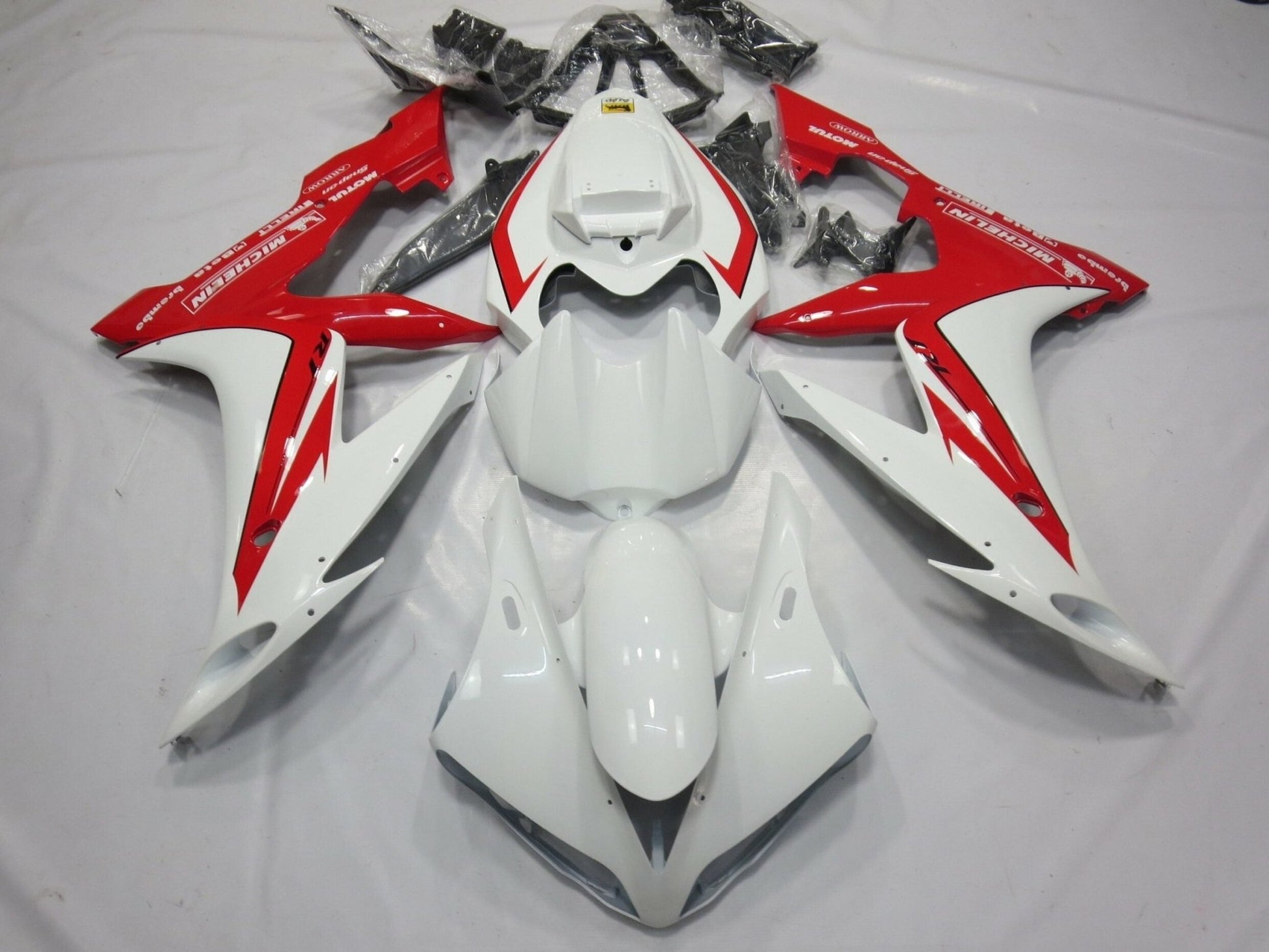 Yamaha YZF-R1 (2004-2006) White & Red Fairings