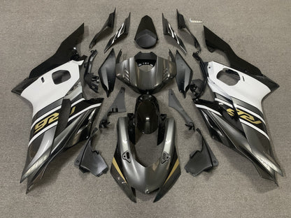 YAMAHA R6 Fairings (2017-2022) Gray, White, Black, Gold at KingsMotorcycleFairings.com