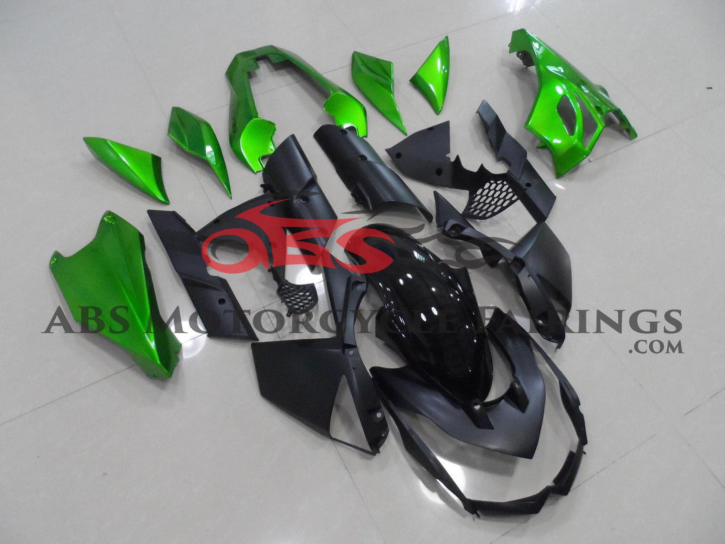 Matte Black & Green fairing kit for Kawasaki Z1000 2010-2013 motorcycles.