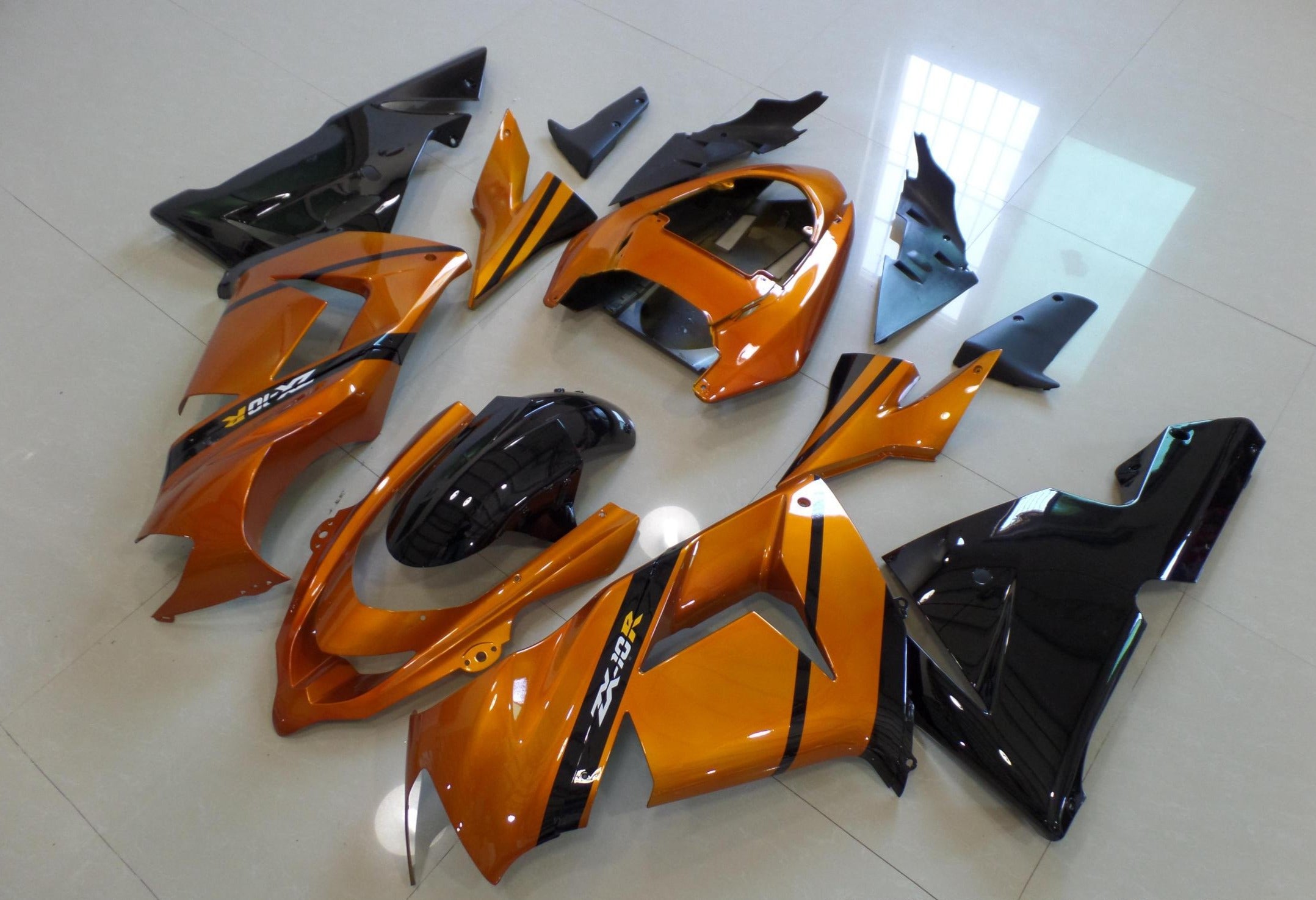 Fairing kit for a Kawasaki ZX10R (2004-2005) Orange, Black & White